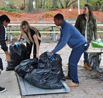 SU Recycle Madness Brings in More Than Four Tons of Recyclables